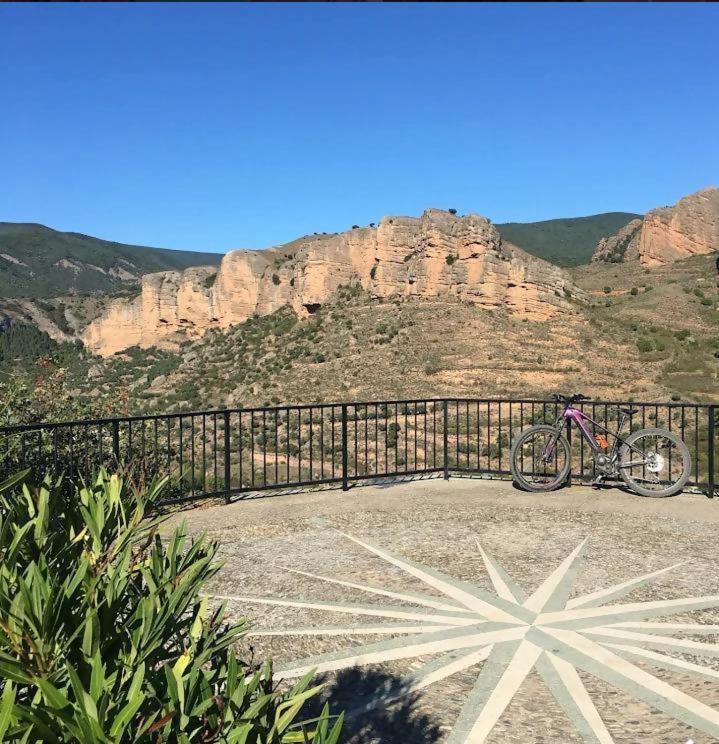 Un Apartamento Con Vistas Viguera ภายนอก รูปภาพ